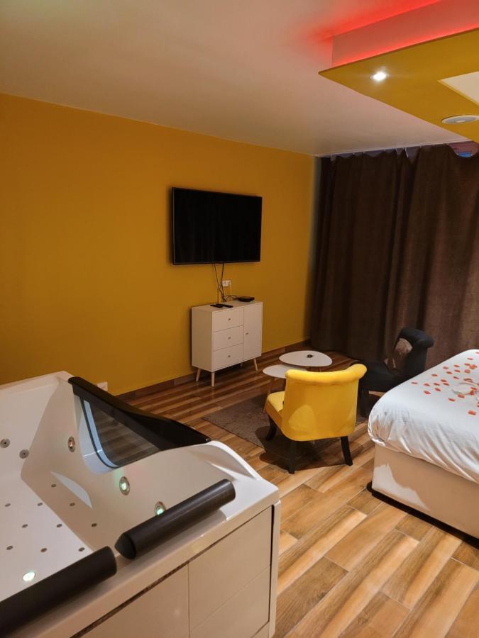 Apartment Celyna Avec Jacuzzi Privatif